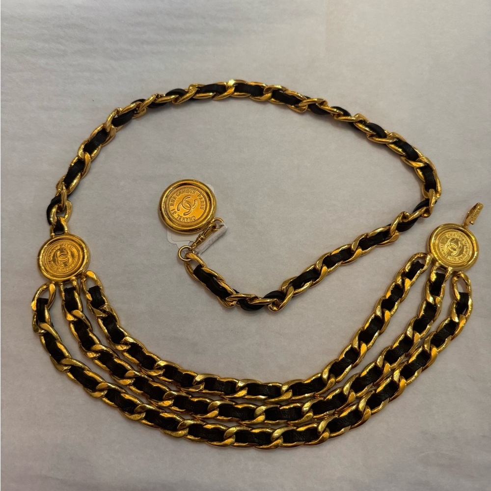 Chanel 1994 Chain Leather Belt - Picture 5 of 11